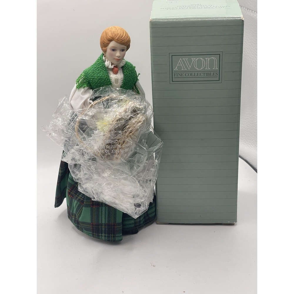 Avon International Porcelain Doll Colleen From‎ Ireland 1990 St. Patrick's Day